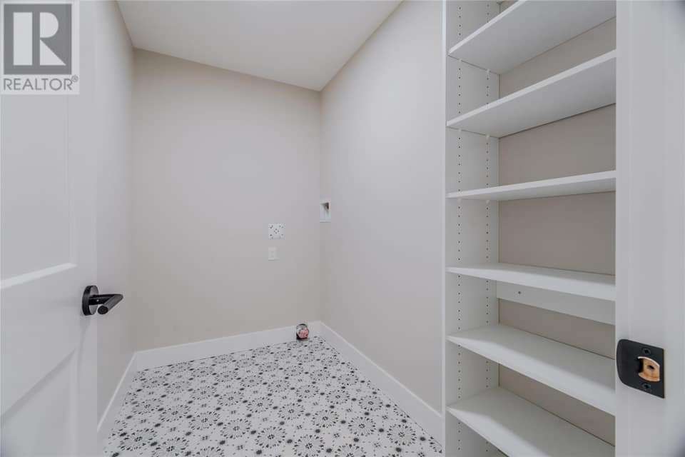 92 Trenton Drive, photo 29 of 38