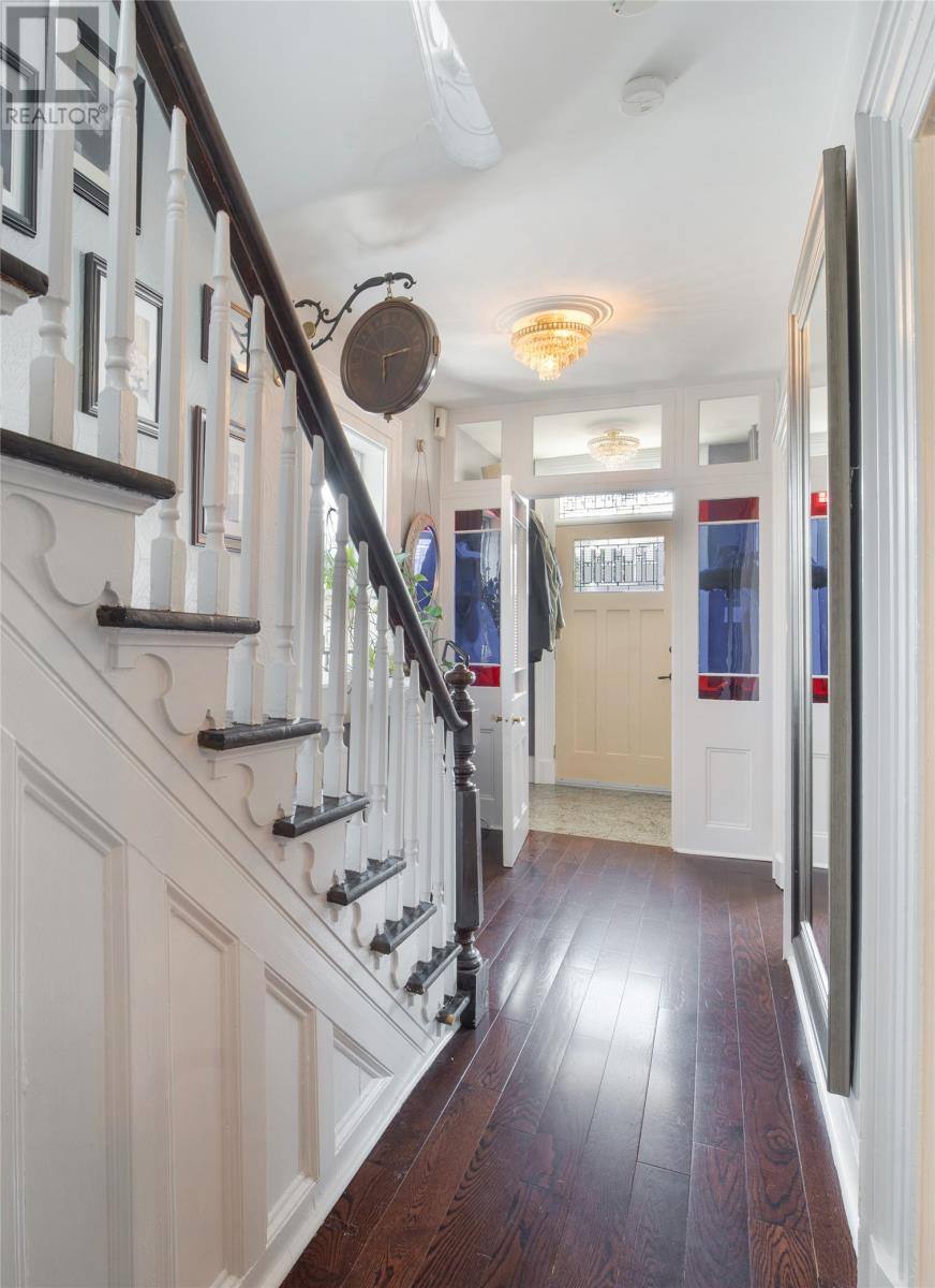 110 Pleasant Street, photo 5 of 47