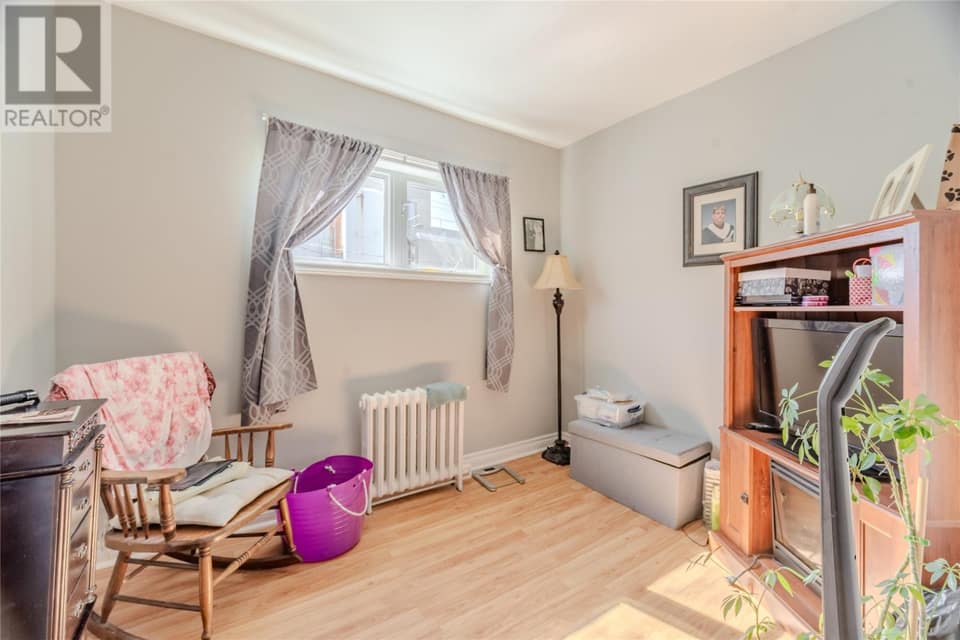 54 Belvedere Street, photo 16 of 19