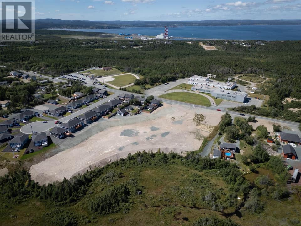 1621-1631 Conception Bay Highway, photo 1 of 12