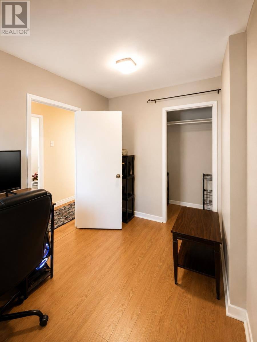 7 Cavell Avenue, photo 29 of 37