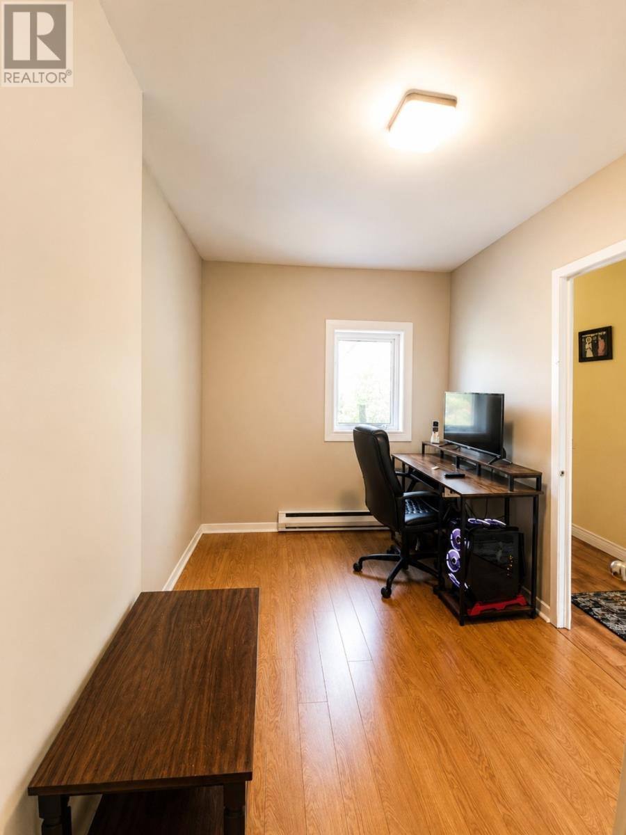 7 Cavell Avenue, photo 30 of 37