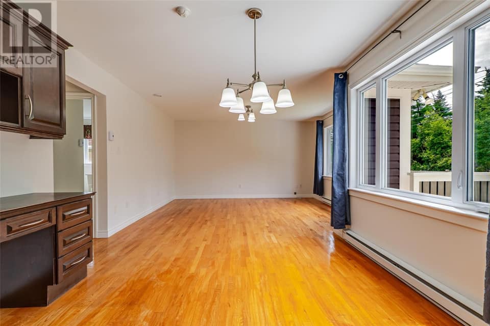 23 Brooklyn Avenue, photo 26 of 49
