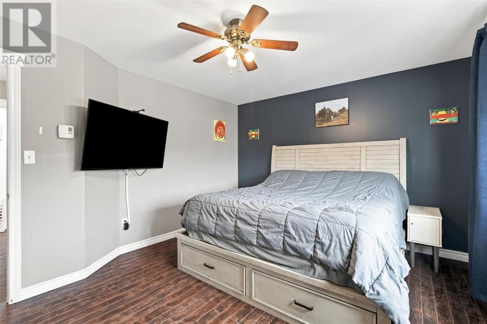 15 Camelot Crescent, photo 17 of 36