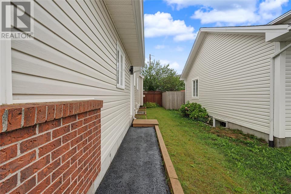 27 Mahogany Place, photo 39 of 50