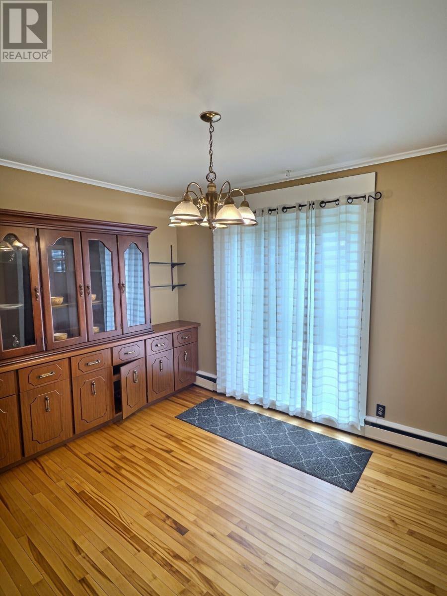 236 Portugal Cove Road, photo 8 of 20