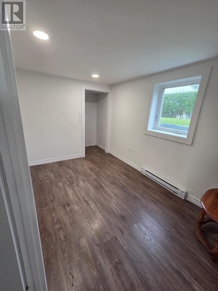 10 Roosevelt Avenue, photo 21 of 25
