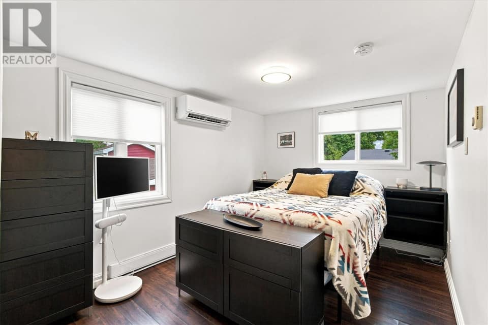 624 Empire Avenue, photo 15 of 21