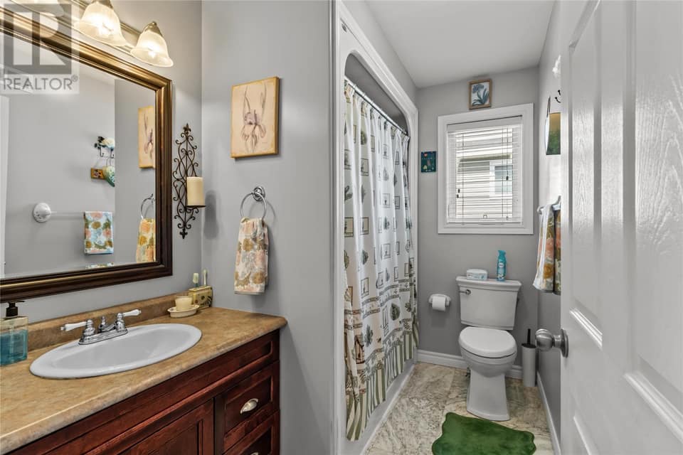 26 Octagon Heights, photo 11 of 33