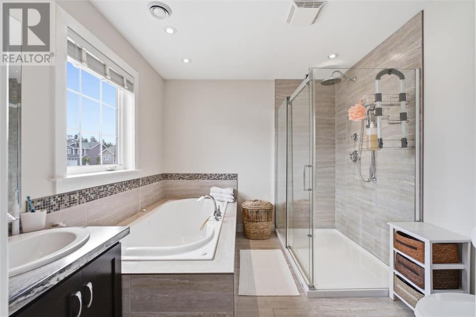 3 Hillsdale Crescent, photo 21 of 37