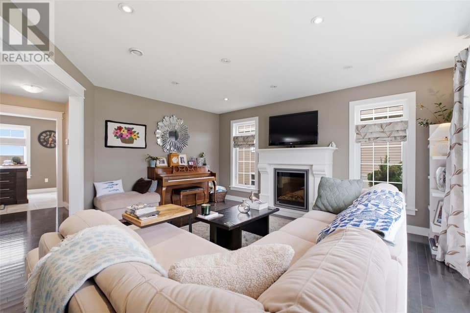 3 Hillsdale Crescent, photo 8 of 37