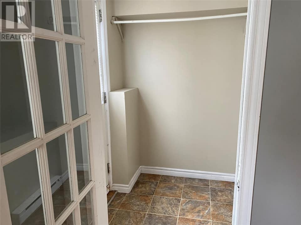 120 Smallwood Drive, photo 10 of 17