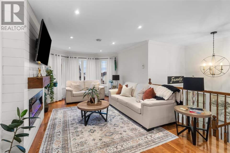 3 Denehurst Street, photo 11 of 45