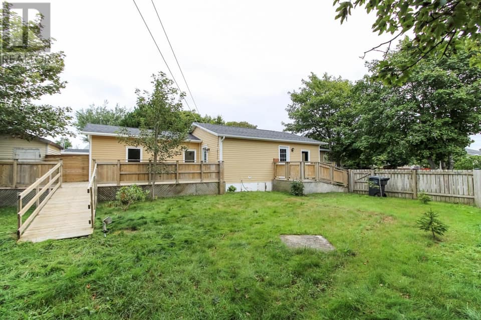 23 Evergreen Drive, photo 21 of 26