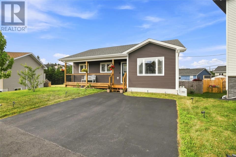 12 Port Rexton Place, photo 2 of 41