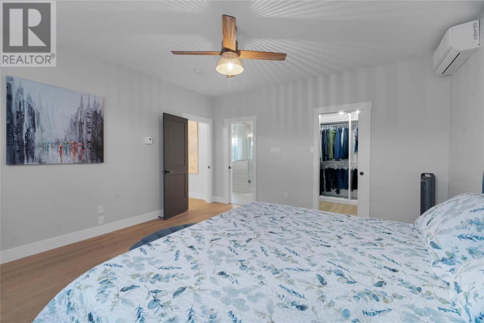 54 Pepperwood Drive, photo 21 of 45