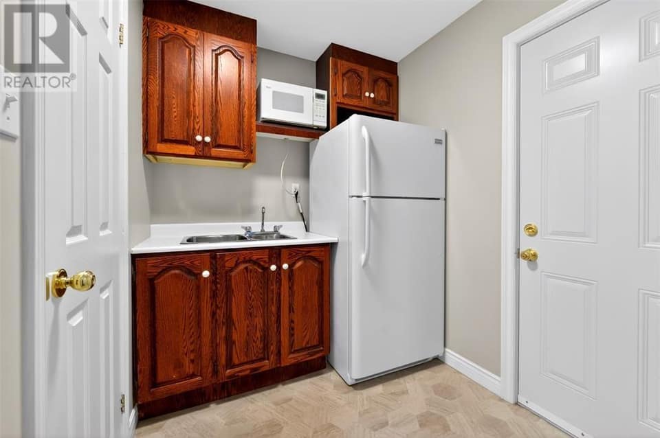 288 Lemarchant Road, photo 13 of 27