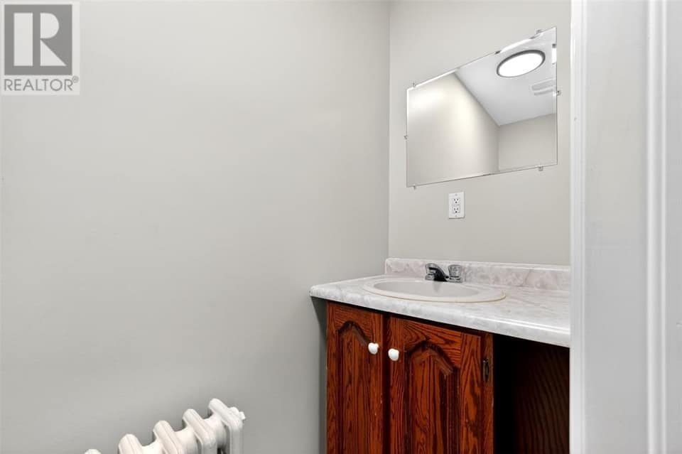288 Lemarchant Road, photo 15 of 27