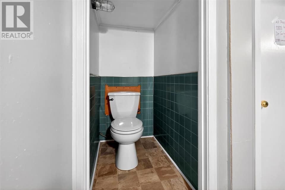 288 Lemarchant Road, photo 25 of 27