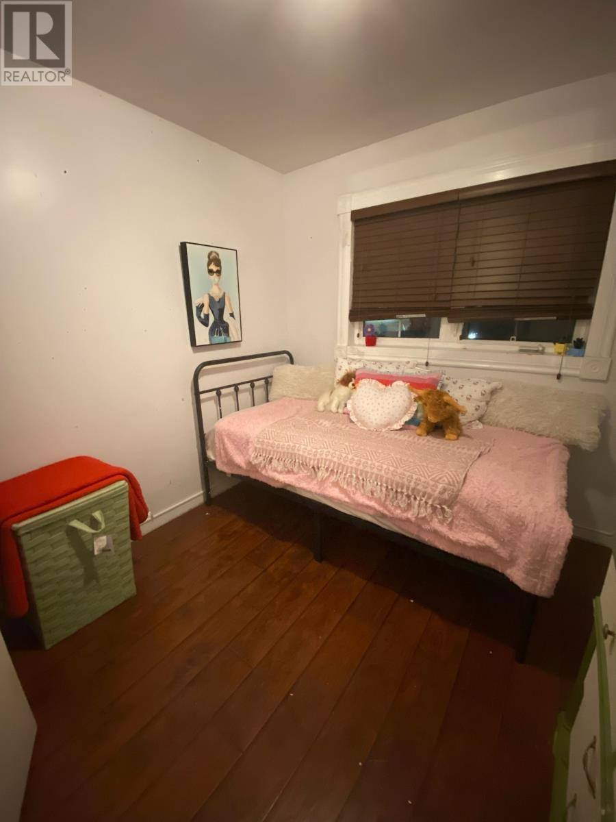 317 - 319 Lemarchant Road, photo 13 of 21