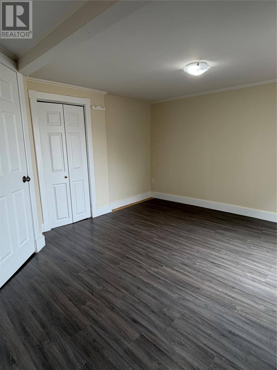 15 Colonial Street, photo 13 of 36