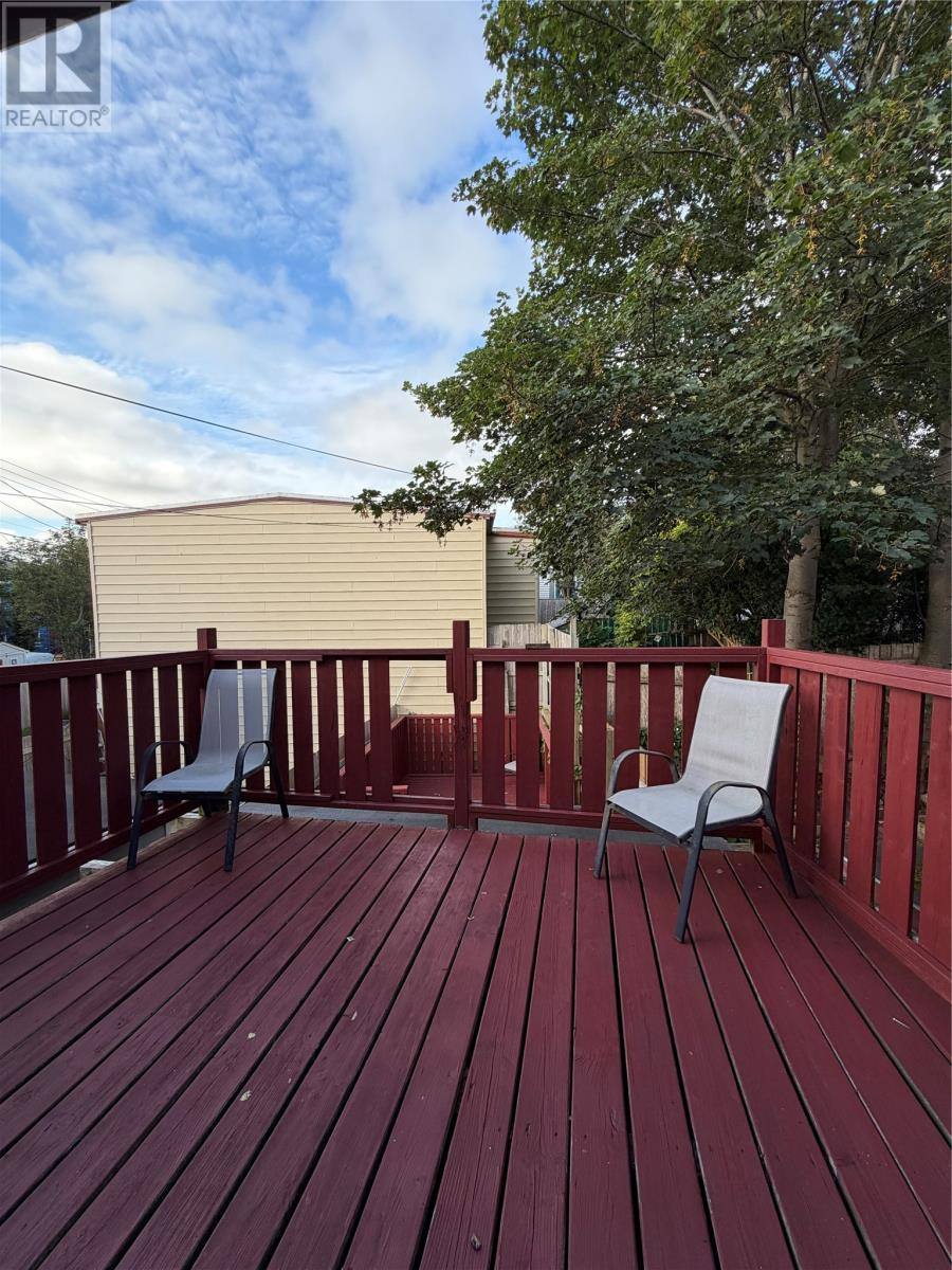 15 Colonial Street, photo 3 of 36