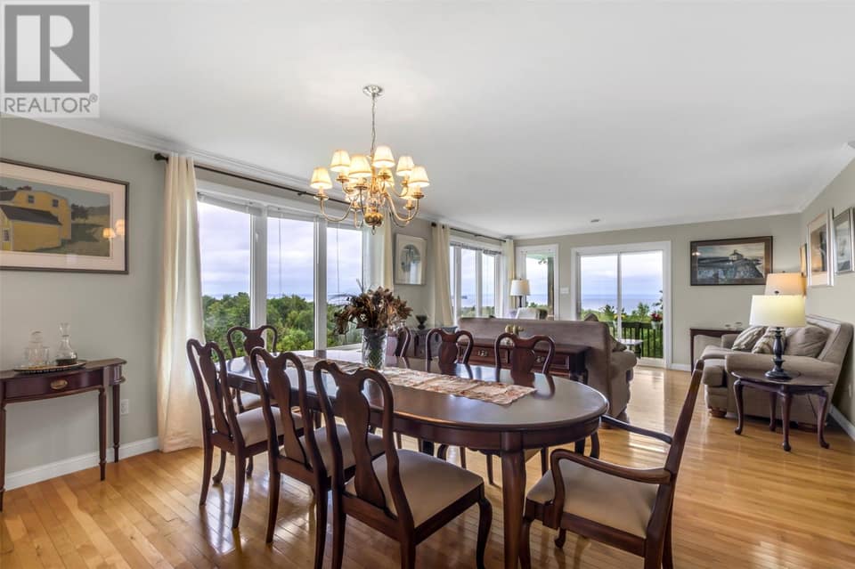 26 Spruce Hill Place, photo 10 of 38
