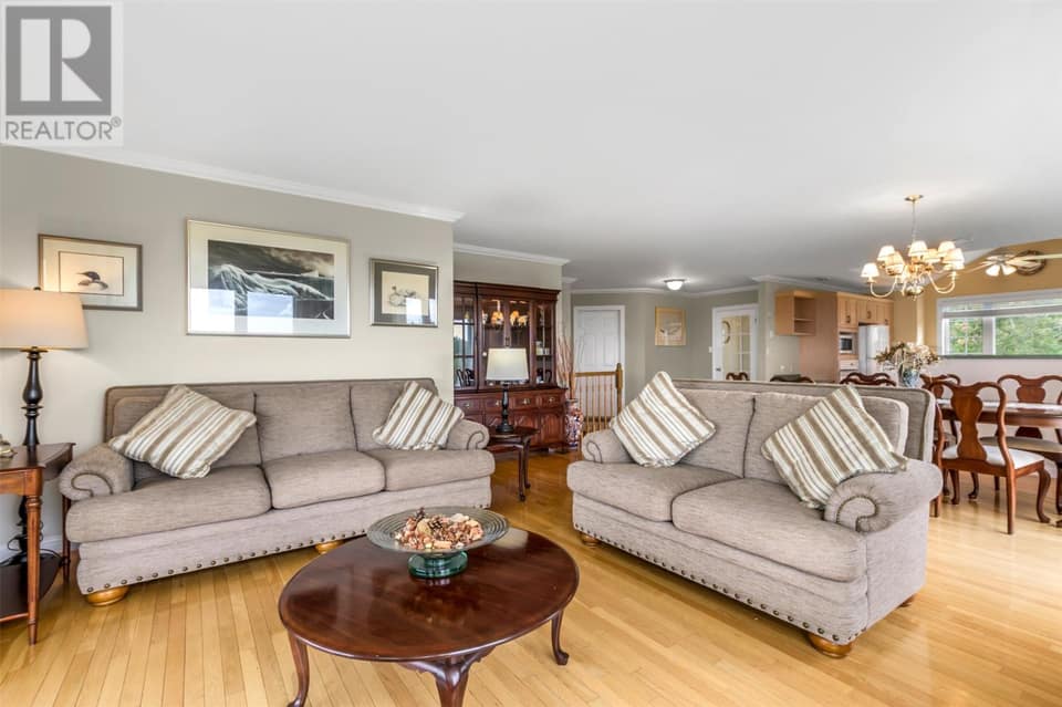 26 Spruce Hill Place, photo 14 of 38