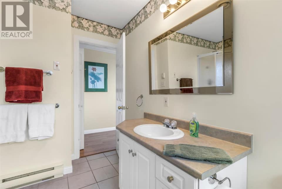 26 Spruce Hill Place, photo 23 of 38