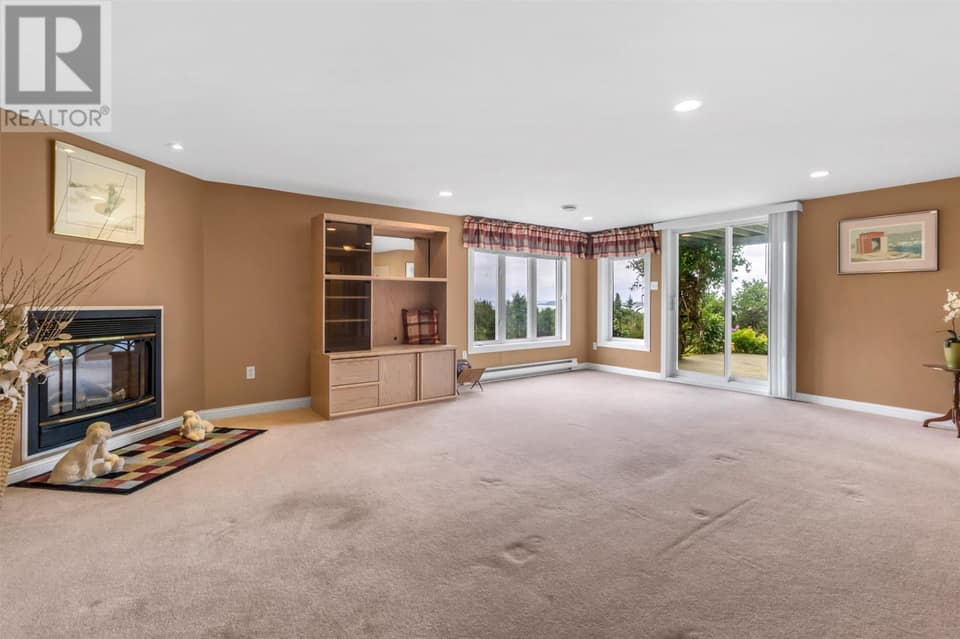 26 Spruce Hill Place, photo 26 of 38