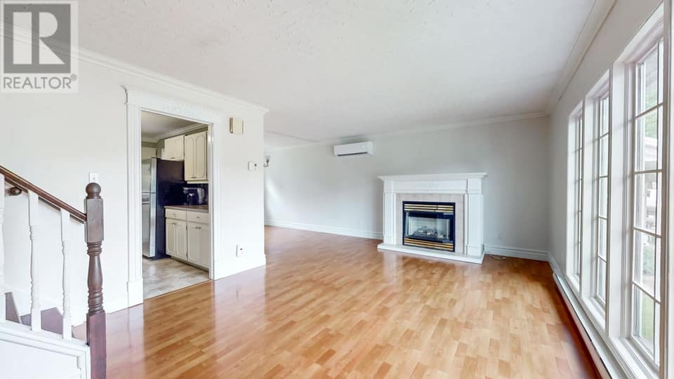 23 Cambridge Avenue, photo 12 of 46