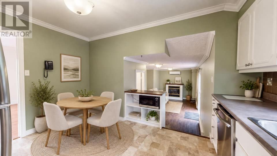 23 Cambridge Avenue, photo 17 of 46
