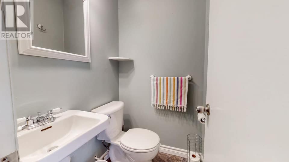 23 Cambridge Avenue, photo 23 of 46