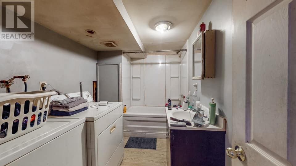 309 Freshwater Road, photo 21 of 24