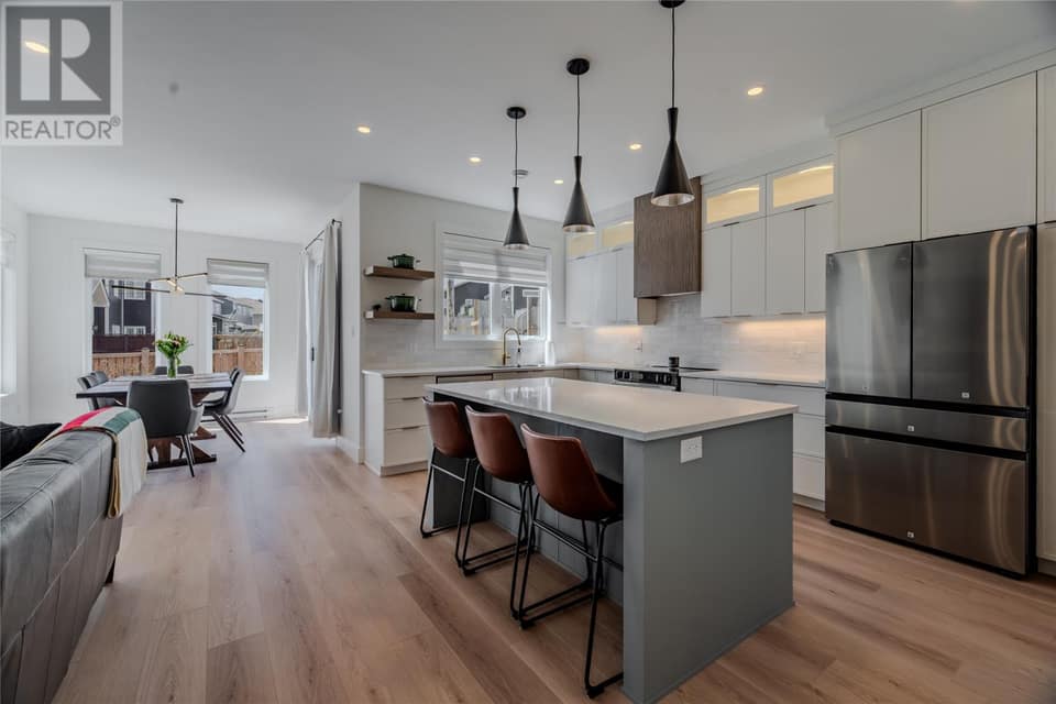214 Cheeseman Drive, photo 7 of 28