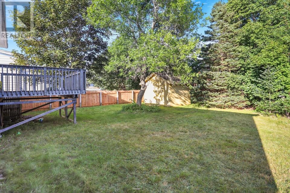 51 Fox Avenue, photo 25 of 27