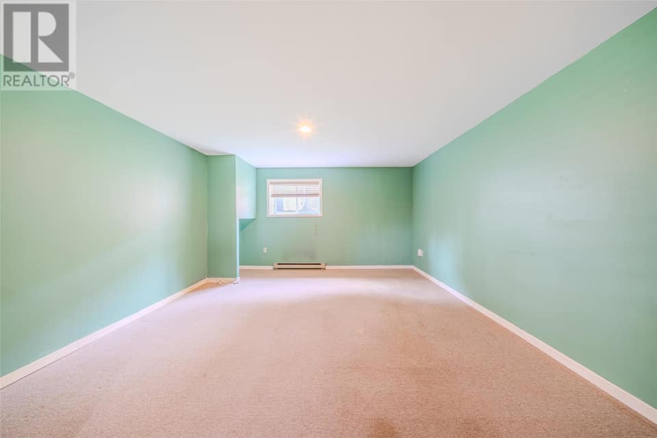 14 Beaverbrook Drive, photo 23 of 37