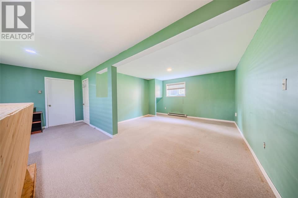 14 Beaverbrook Drive, photo 21 of 37