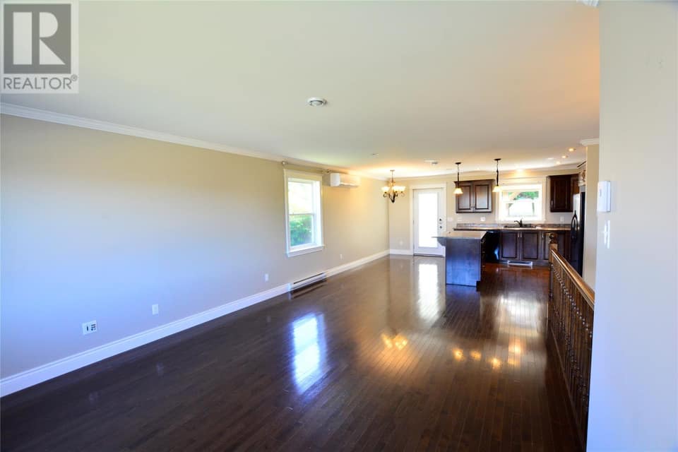 11 Logan Street, photo 11 of 39