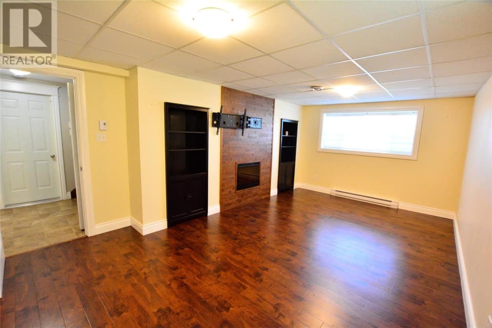 11 Logan Street, photo 31 of 39