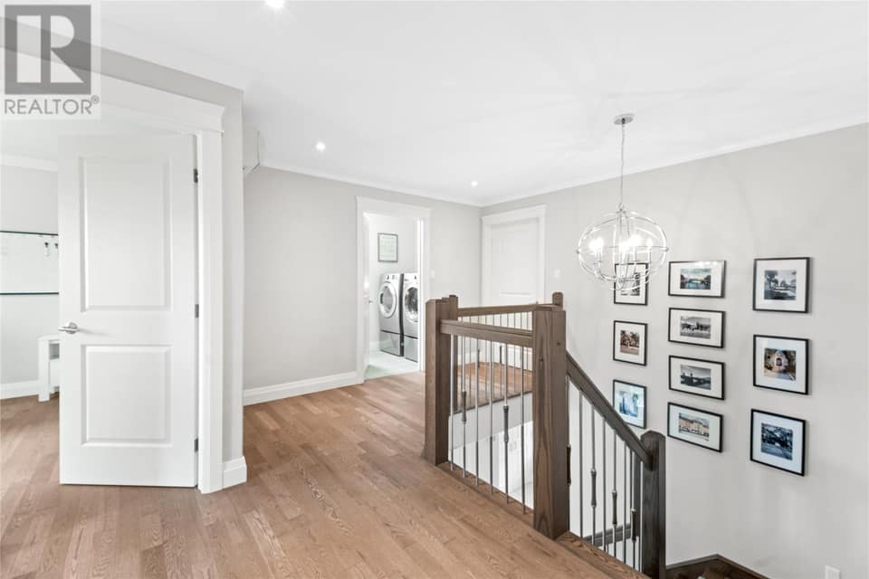 64 Galway Boulevard, photo 10 of 32