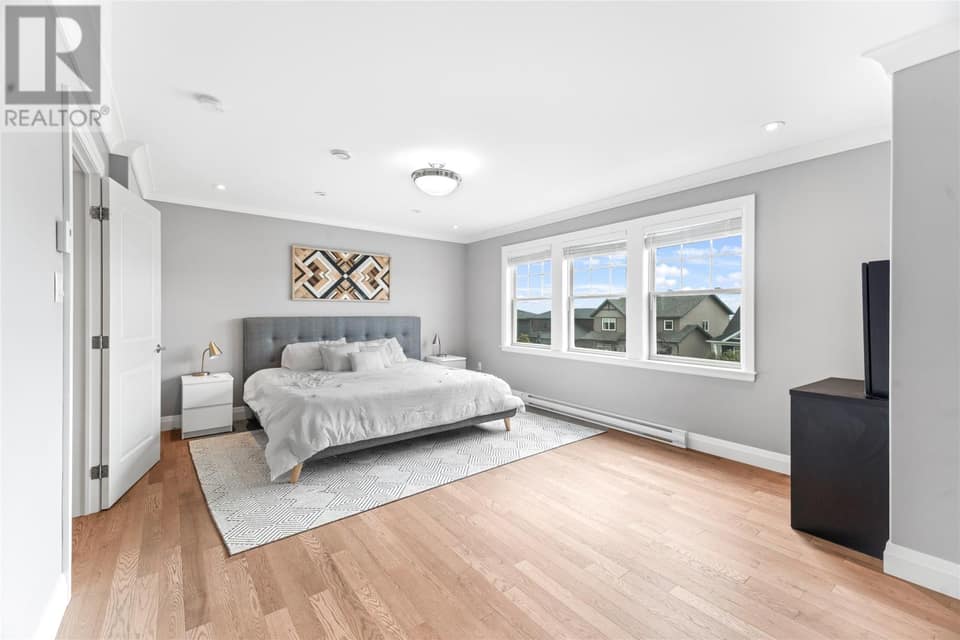 64 Galway Boulevard, photo 11 of 32