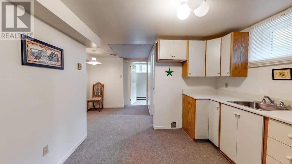 32 Halley Drive, photo 32 of 46