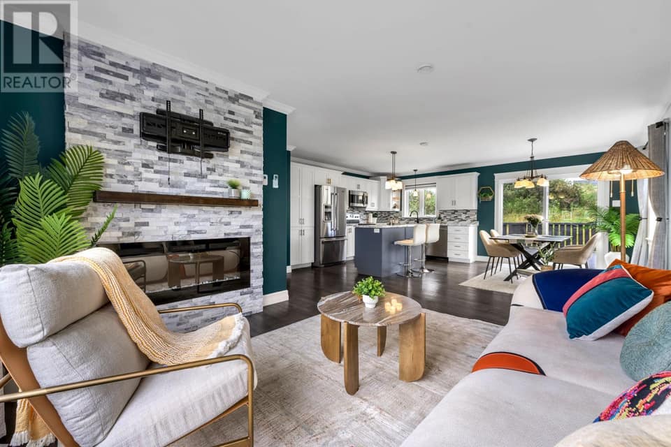 69 Magee Drive, photo 12 of 48