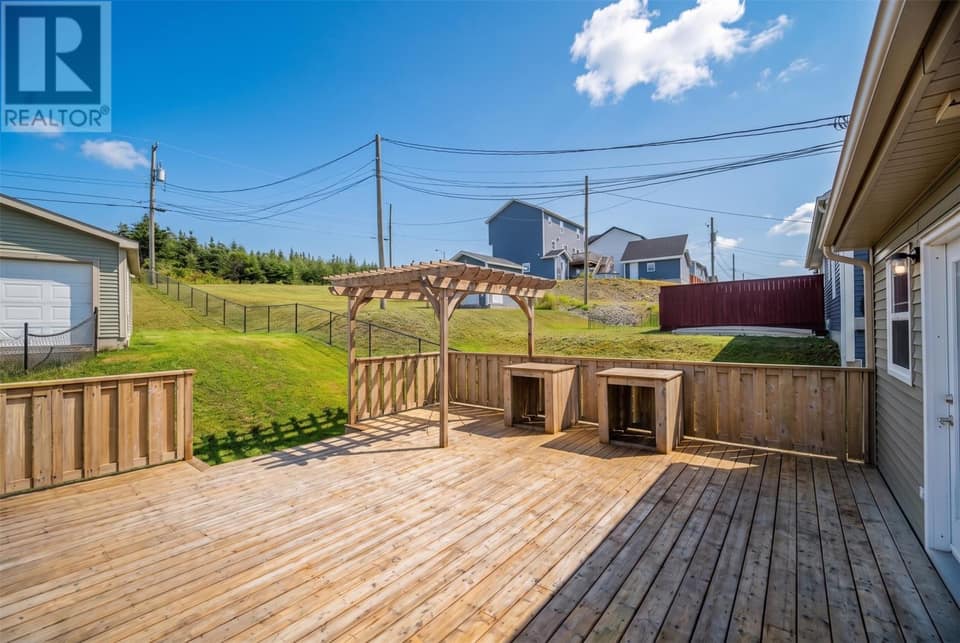 15 Hartland Avenue, photo 27 of 30