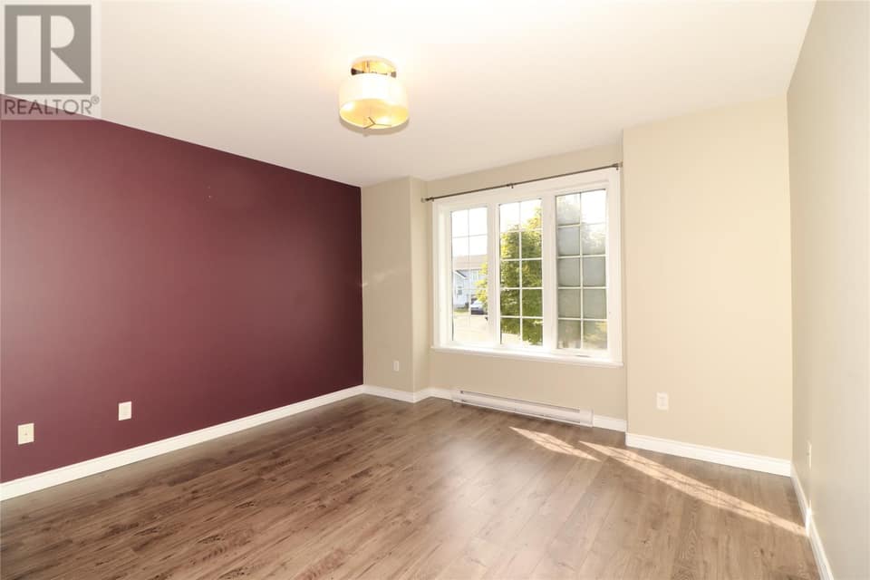 21 Palmerston Drive, photo 6 of 27