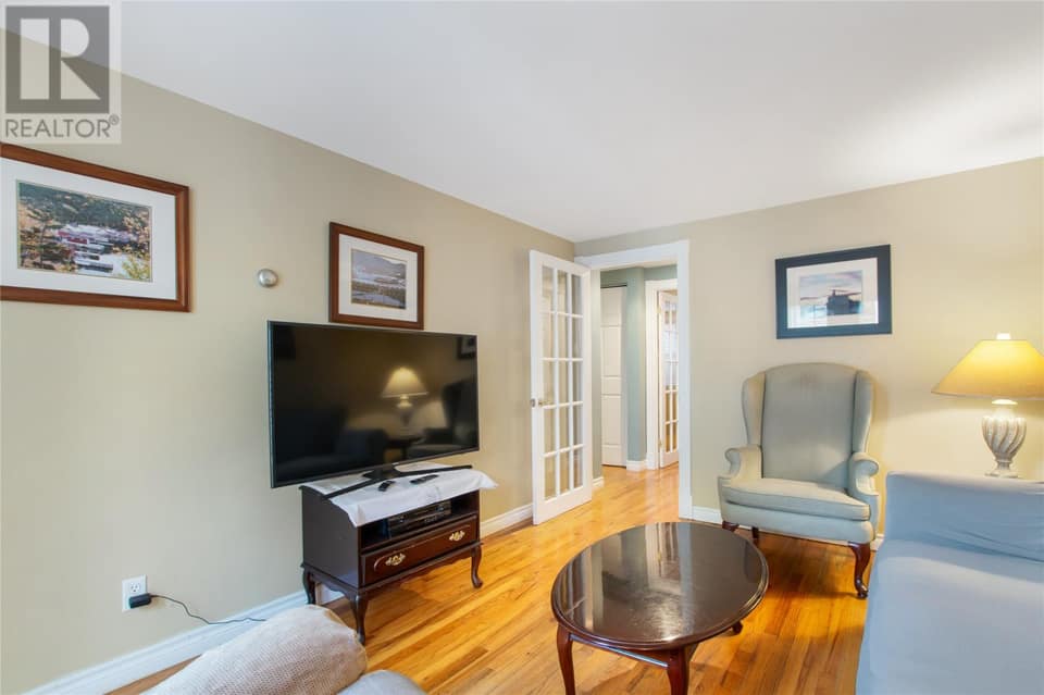 148 Portugal Cove Road, photo 19 of 43