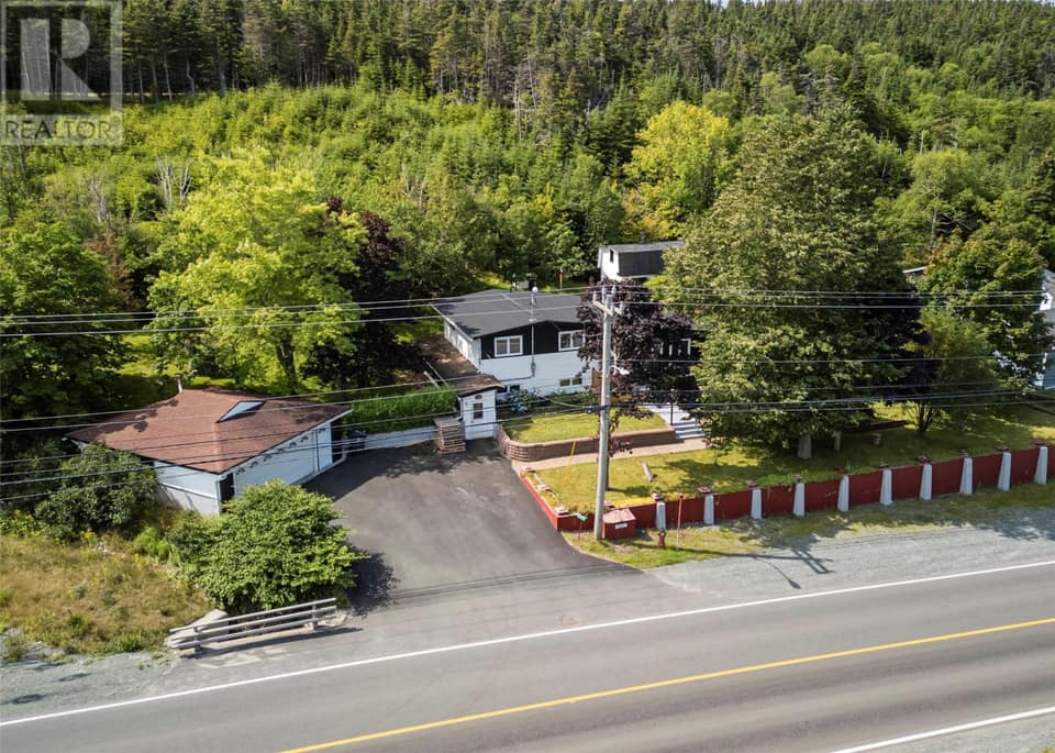 2141 Topsail Road, photo 12 of 49