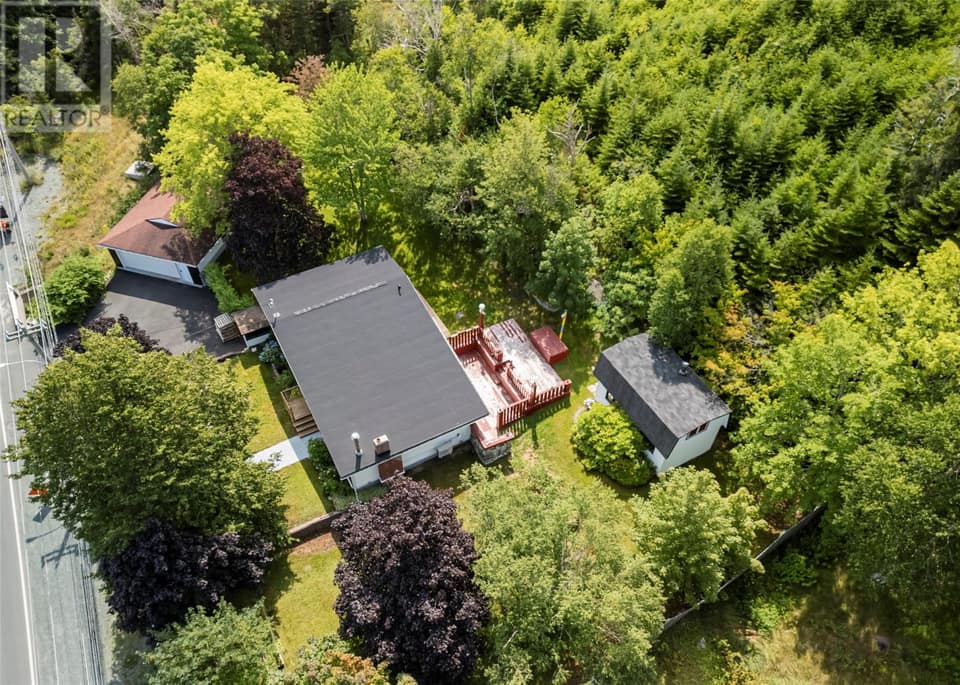 2141 Topsail Road, photo 14 of 49