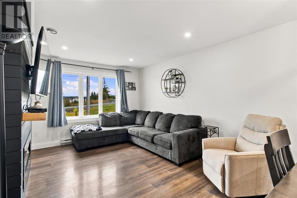 436 Seal Cove Road, photo 4 of 50